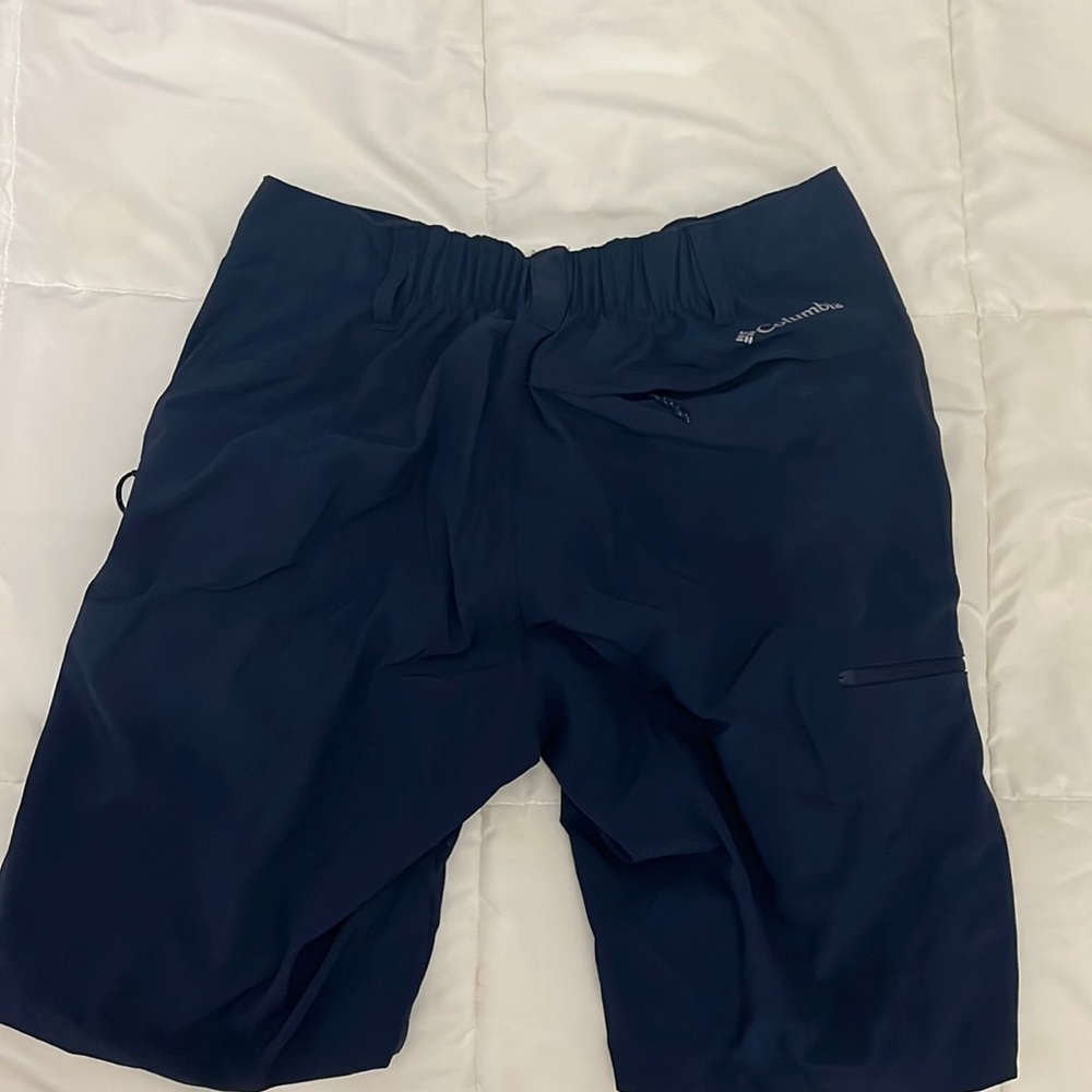 Worn once. Too big for me